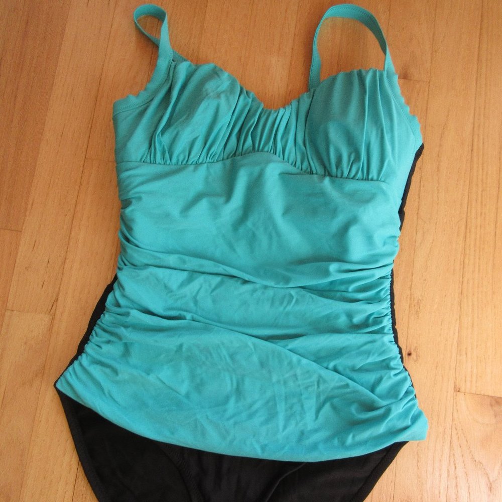 FANTASIZER ONE PIECE SWIMSUIT/BLACK & BLUE/RUCHED/SIZE 12!